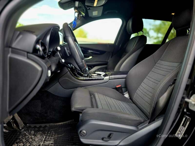 Mercedes Benz GLC 220 4 MATIC 9G-TRONIC