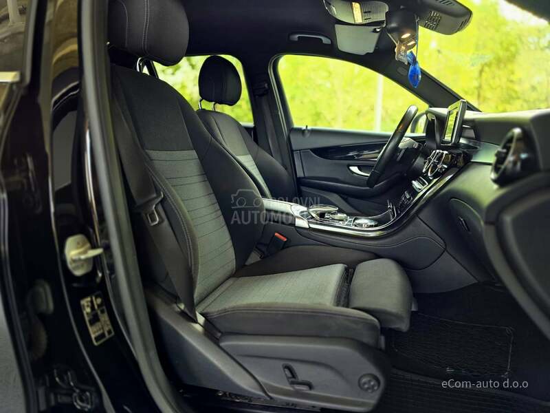 Mercedes Benz GLC 220 4 MATIC 9G-TRONIC