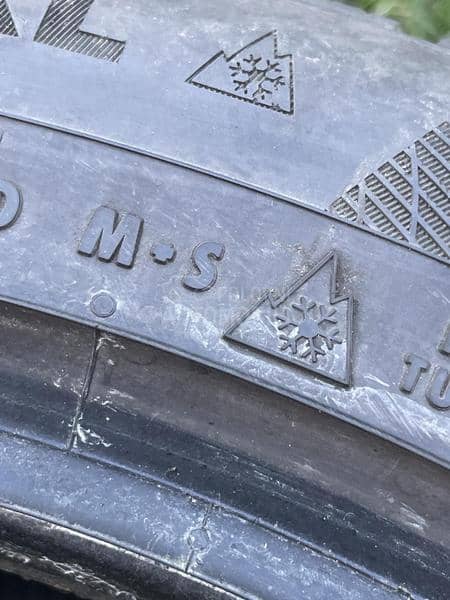 Continental 285/40 R21 Zimska