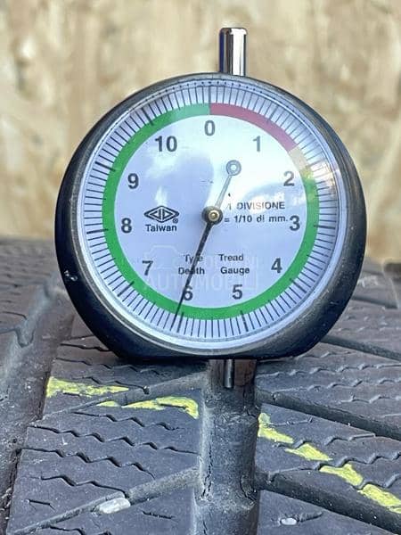 Continental 285/40 R21 Zimska