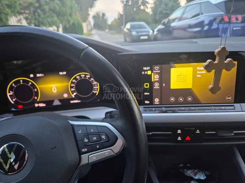 Volkswagen Golf 8 2,0tdi