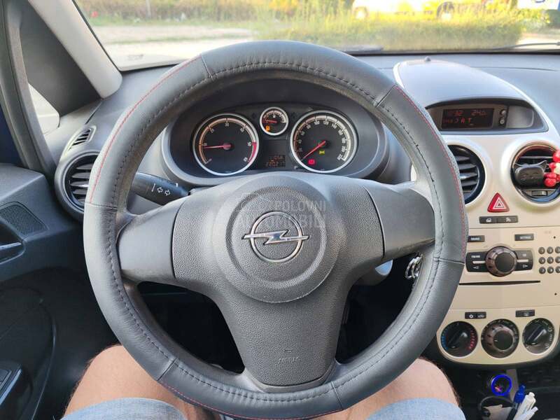 Opel Corsa D 
