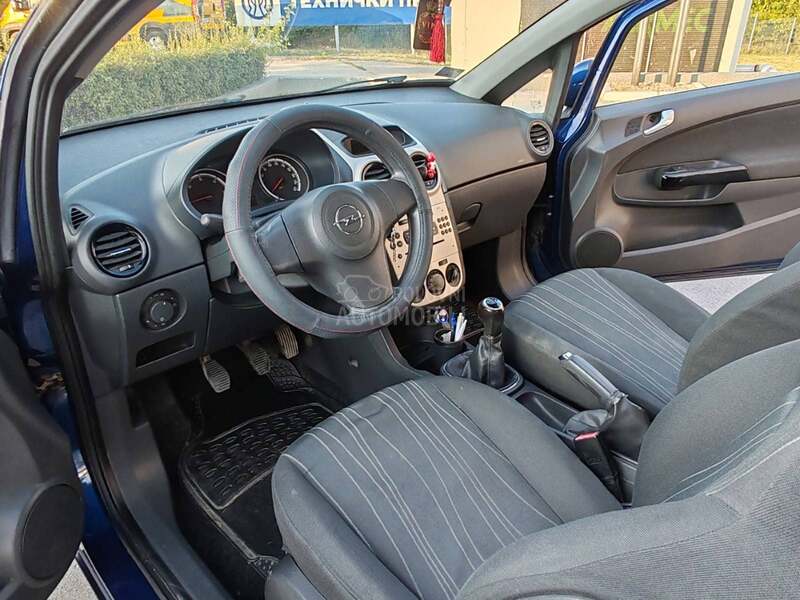 Opel Corsa D 
