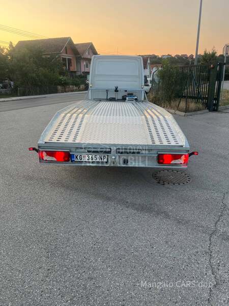 Mercedes Benz 319 