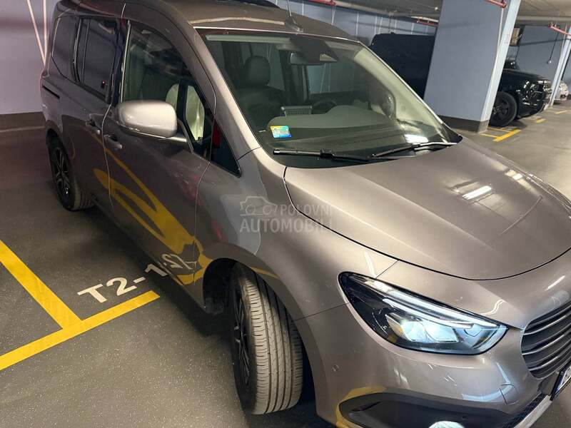 Mercedes Benz T Klasa 180