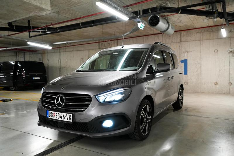 Mercedes Benz T Klasa 180