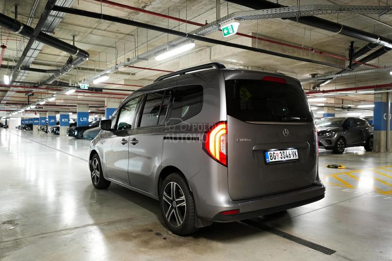 Mercedes Benz T Klasa 180