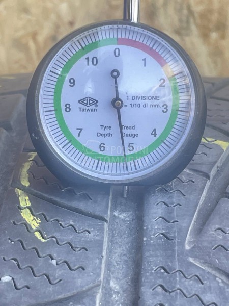 Pirelli 255/40 R19 Zimska