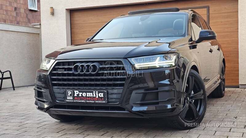 Audi Q7 3.0 TDI S LINE BLACK