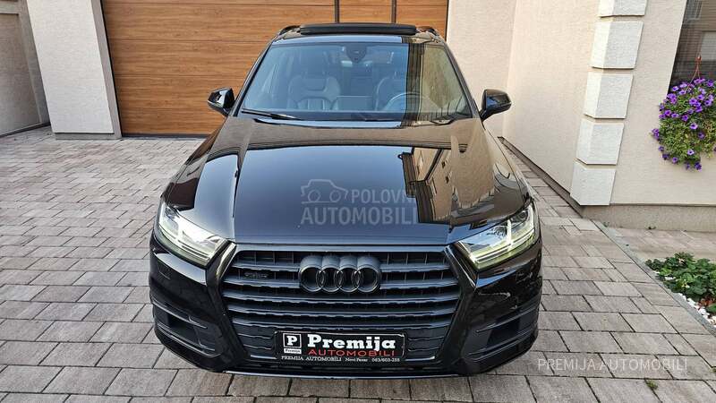 Audi Q7 3.0 TDI S LINE BLACK