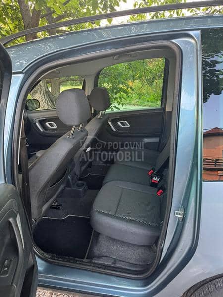 Škoda Roomster 