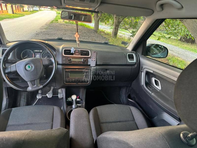 Škoda Roomster 