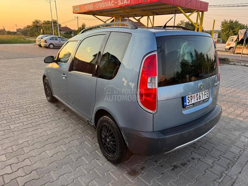 Škoda Roomster 