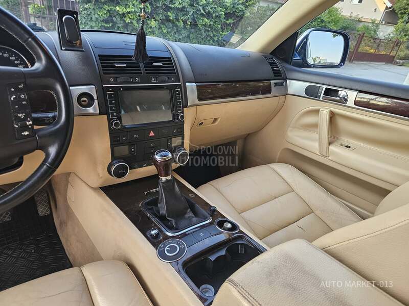 Volkswagen Touareg 2.5 tdi