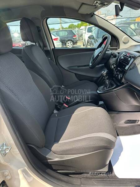 Lancia Ypsilon N O V, N O V, N O V