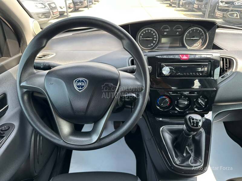 Lancia Ypsilon N O V, N O V, N O V