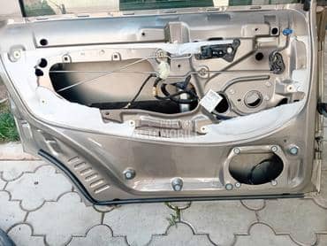 Podizac stakla novi model za Fiat Multipla od 2004. do 2010. god.