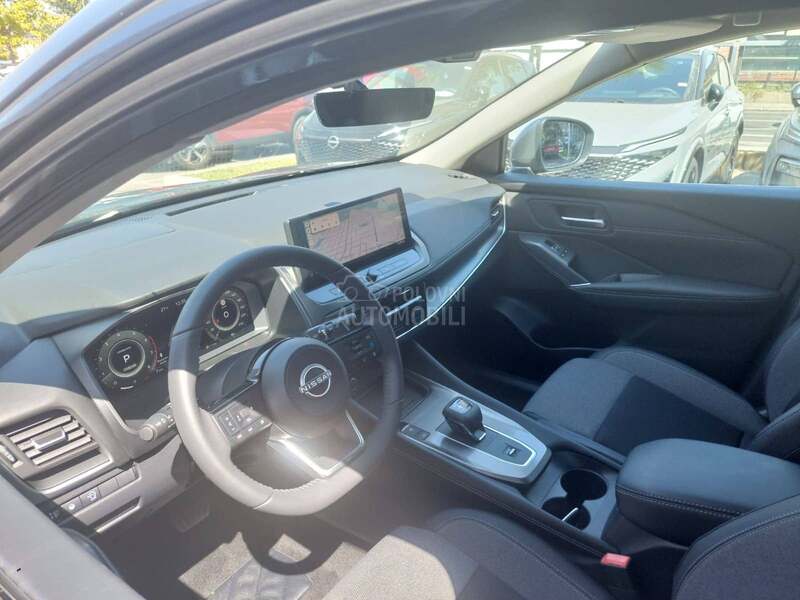 Nissan Qashqai 1.3 CVT158 NCO SUN C