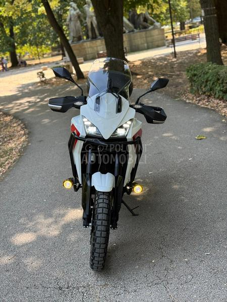 Moto Morini X CAPE 650