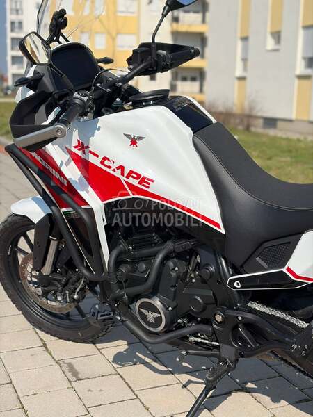 Moto Morini X CAPE 650