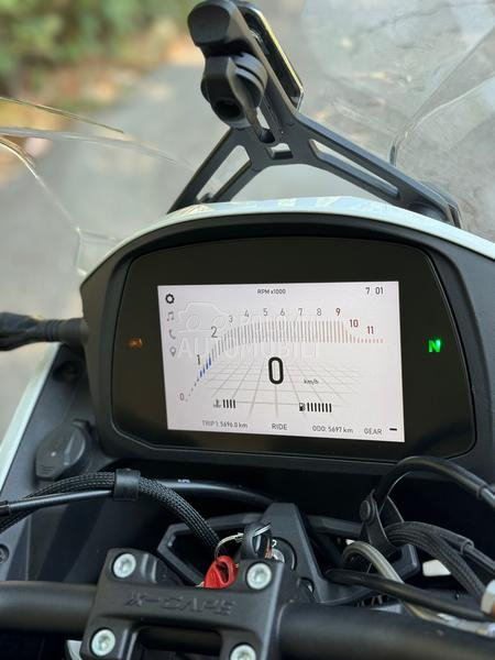 Moto Morini X CAPE 650