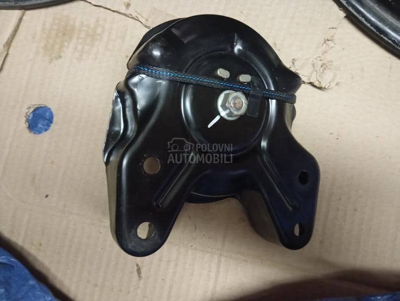 nosač menjača za 280cdi4matic
