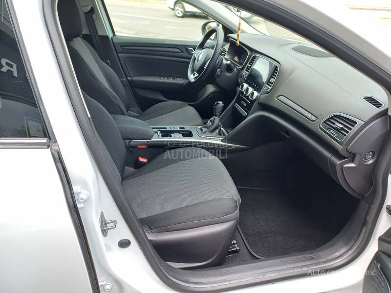Renault Megane EQUILIBRE TCE 140
