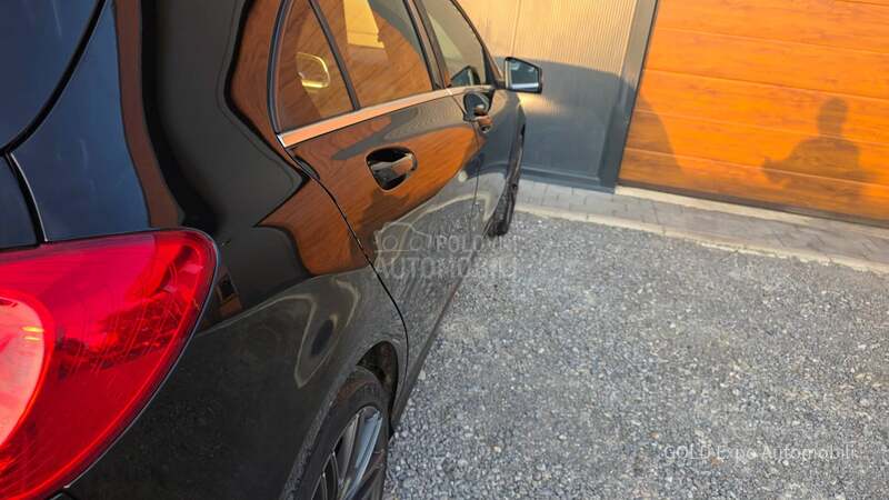 Mercedes Benz A 180 1.8AUT DCi FUL SPORT