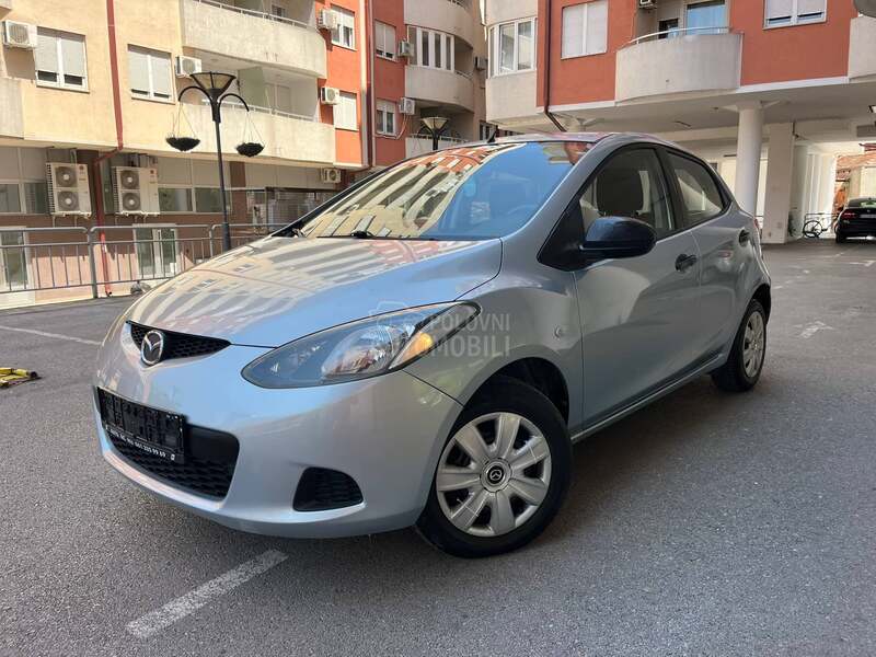 Mazda 2 1.3i AKTIV reg