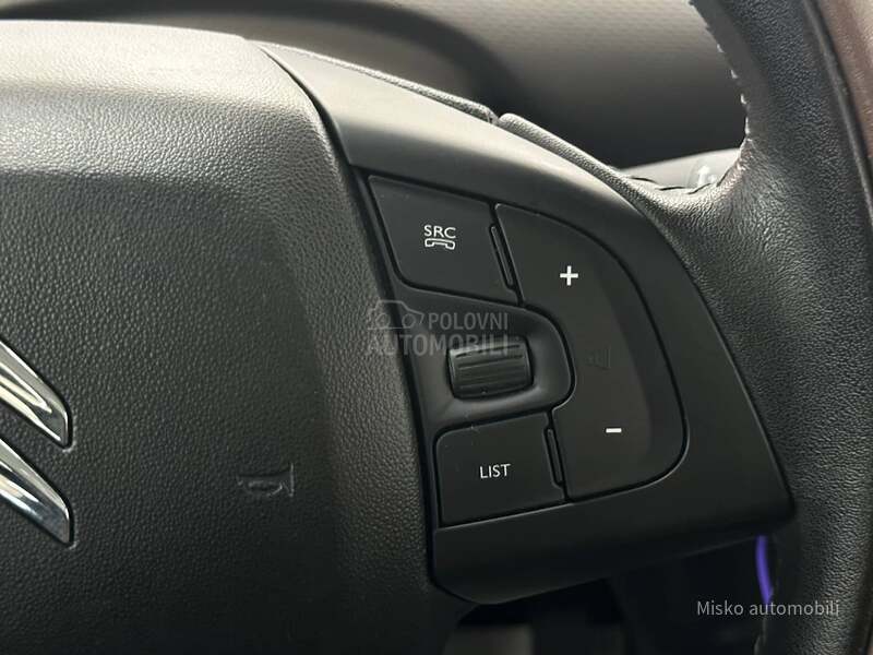 Citroen C4 Cactus 1.2 i Led Kam Pano