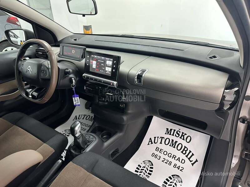 Citroen C4 Cactus 1.2 i Led Kam Pano