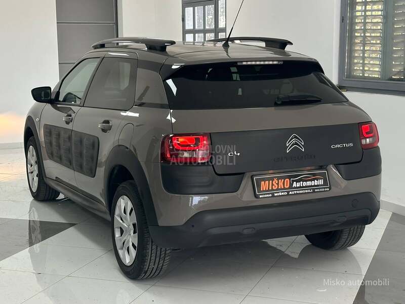 Citroen C4 Cactus 1.2 i Led Kam Pano