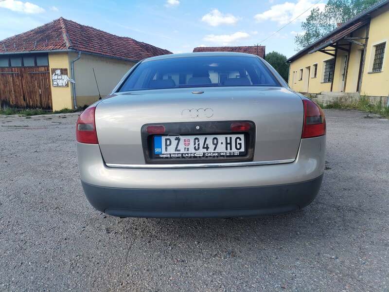 Audi A6 v6 kvatro