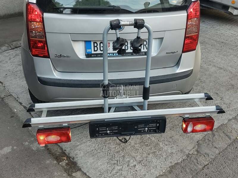 Nosac za 2 bicikle za kuku