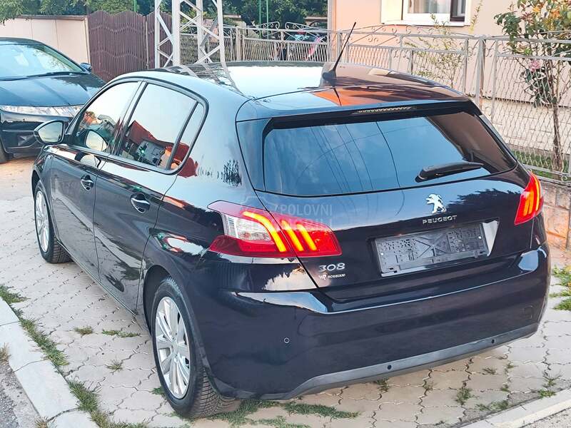 Peugeot 308 1.2