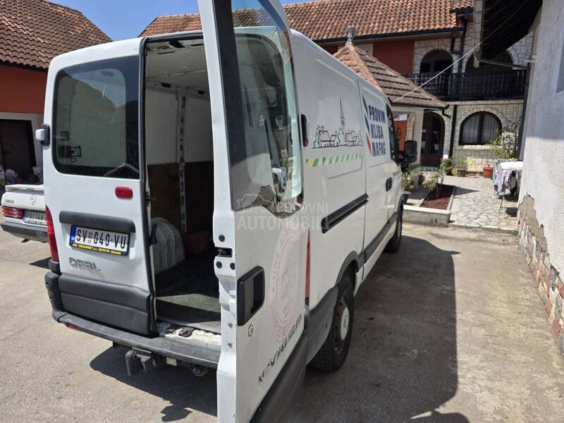 Opel Movano 