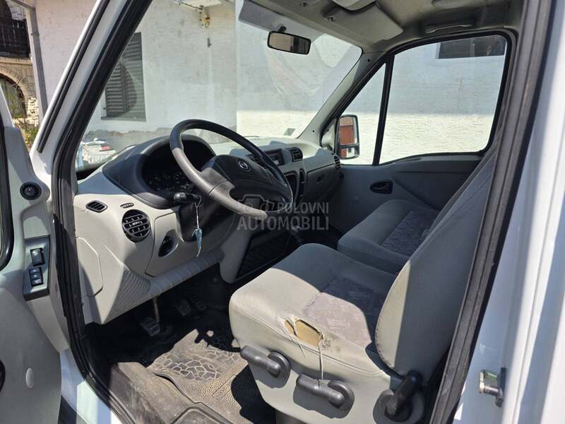 Opel Movano 