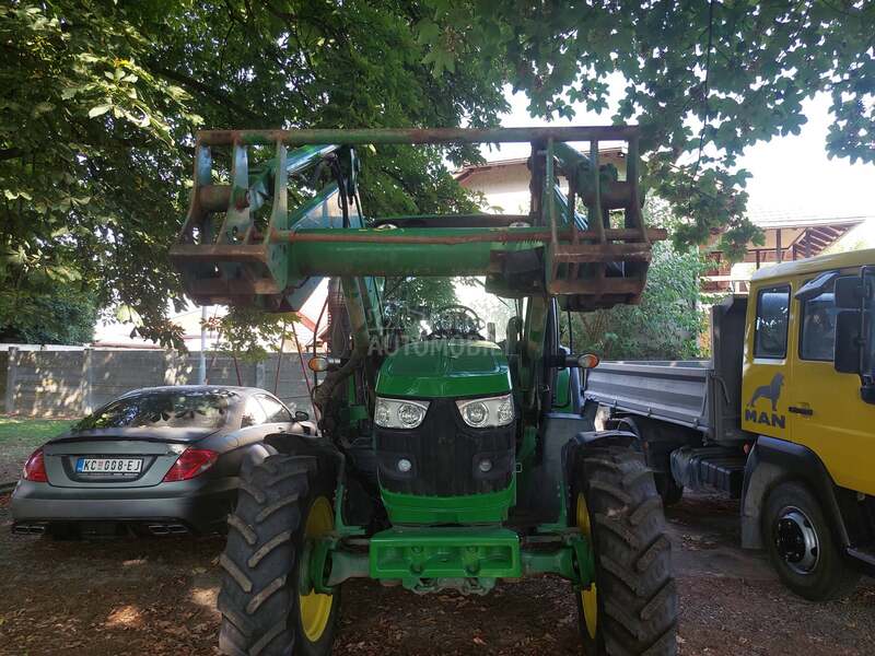 John Deere 6105R SA UTOVARIVACEM