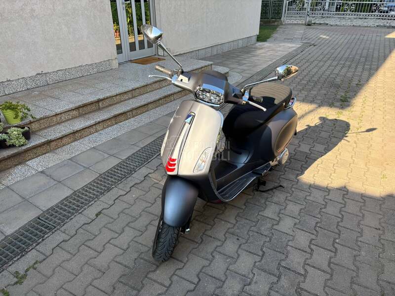 Vespa sprint sport