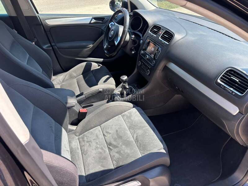 Volkswagen Golf 6 4x4 LED Xenon 2.0tdi