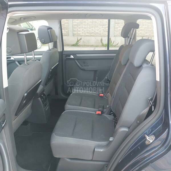 Volkswagen Touran 1.2 tsi 7 sedista