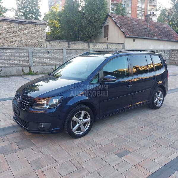 Volkswagen Touran 1.2 tsi 7 sedista