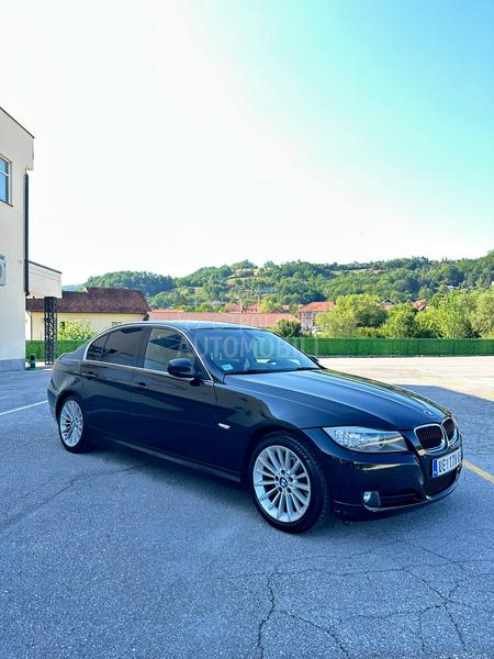 BMW 318 D/NAV/ŠIBER/XENON