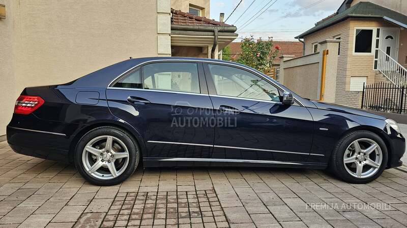 Mercedes Benz E 220 CDI AVANTGARDE