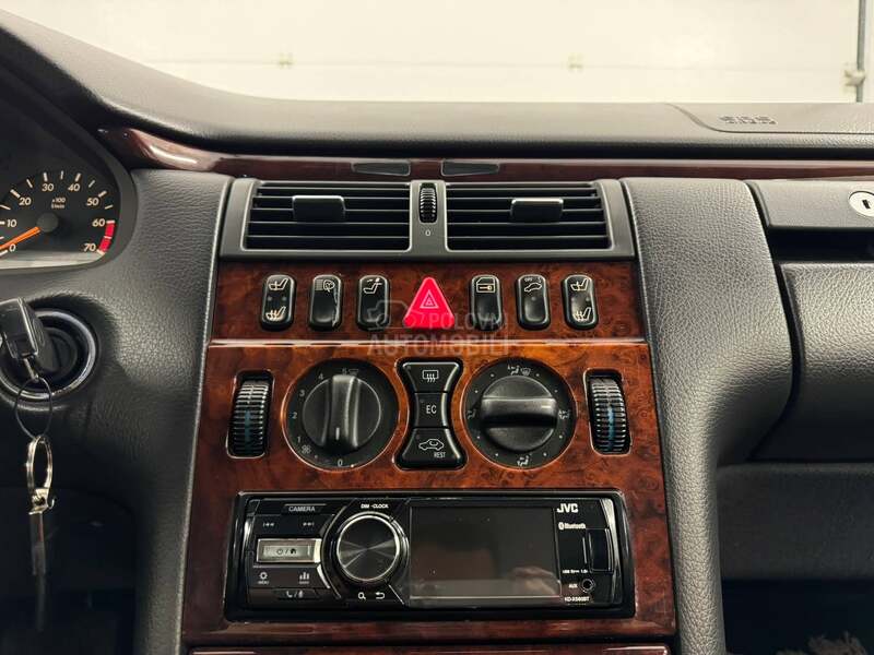 Mercedes Benz E 280 PULMANN