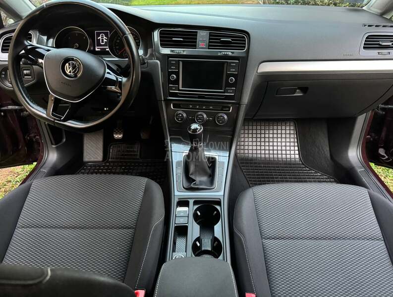 Volkswagen Golf 7 