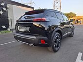 Peugeot 2008 1.2 AUT/NAV/360