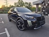 Peugeot 2008 1.2 AUT/NAV/360