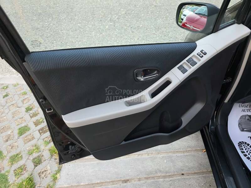 Toyota Yaris 1.5.7.6.0.0 k.m