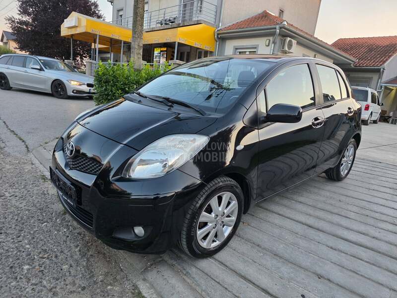 Toyota Yaris 1.5.7.6.0.0 k.m